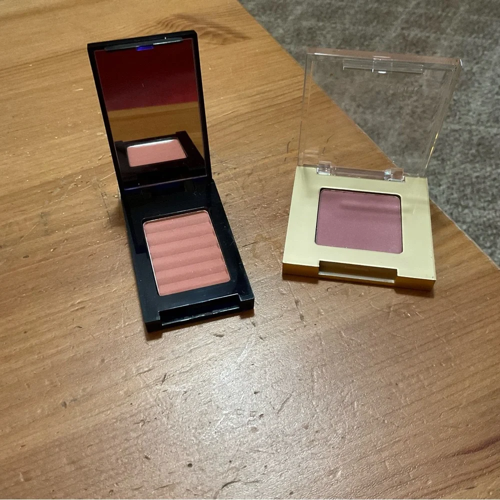 Estée Lauder beauty bundle set two flat brushes, volume lash n mini blush